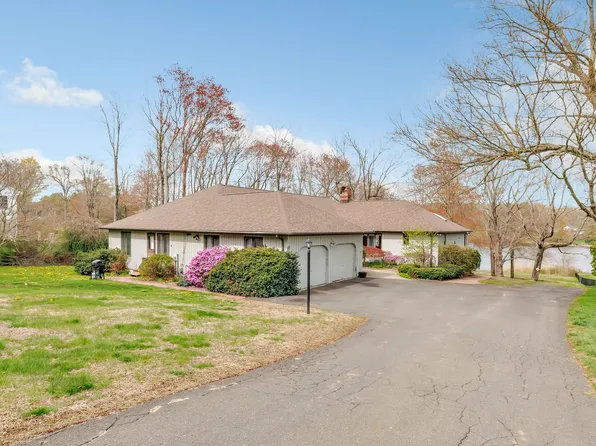 54 Flint Ridge Road, Monroe, CT 06468