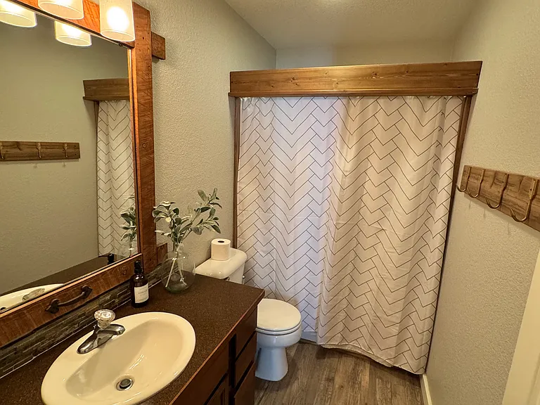 3916 Concord Dr — Photo 12