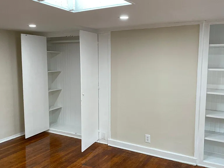 717 Park Ave #4F — Photo 4