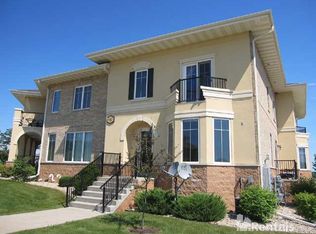 981 Augusta Dr APT 7, Oregon, WI 53575