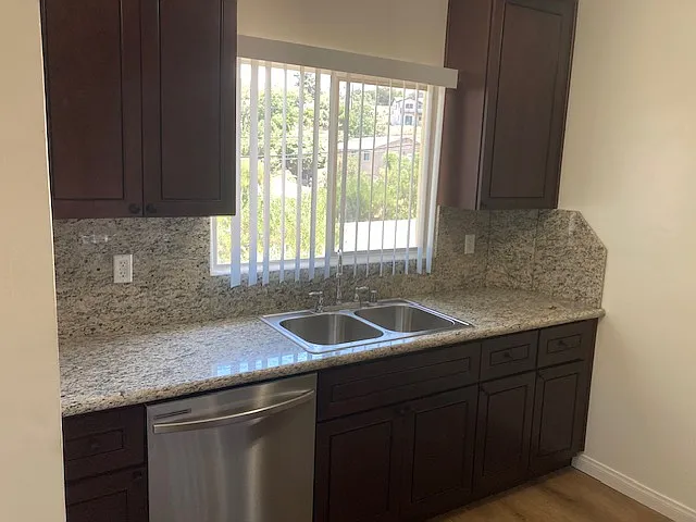 8564 Winter Gardens Blvd — Photo 3