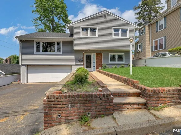157 Highland Ave, Bergenfield, NJ 07621