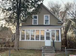 2711 Humboldt Ave N, Minneapolis, MN 55411
