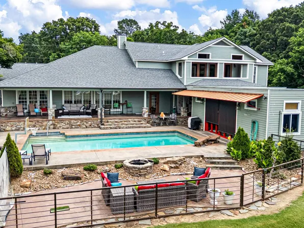401 Quarry Rd, Russellville, AR 72802