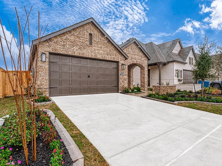 11430 Gossamer Wing Ln — Photo 24