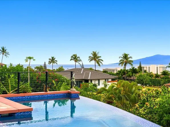 24 Lolii Pl, Lahaina, HI 96761