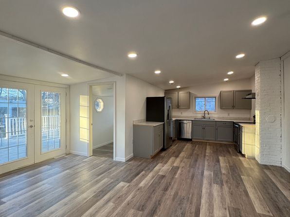 (undisclosed Address)