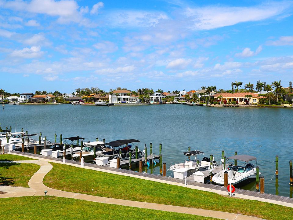 1st image of 651 Seaview Ct APT 306
