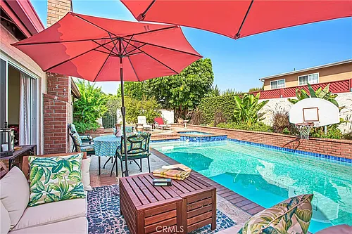 5101 Chateau Cir Photo 1