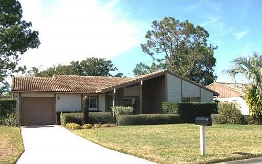 1st image of 10428 Kingbrook Ln