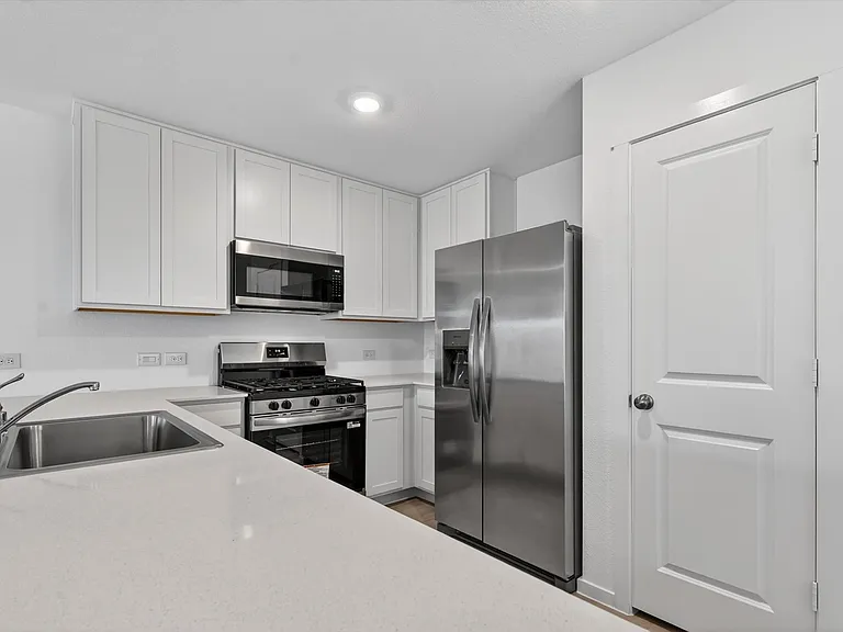 1316 Alfred St — Photo 4