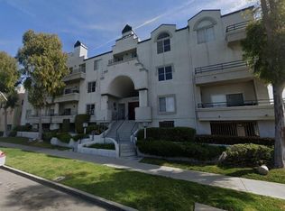 2560 S Barrington Ave, Los Angeles, CA 90064