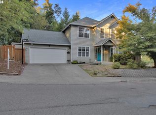 657 Deertrail Rd, Eugene, OR 97405