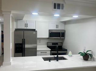 6043 10th Ave N APT 129, Greenacres, FL 33463