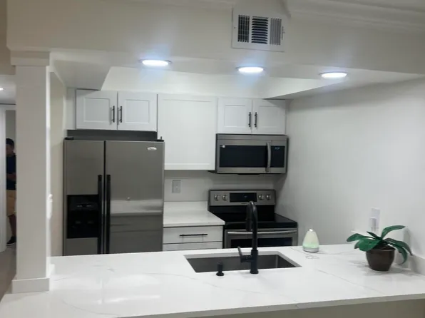 6043 10th Ave N 129, Greenacres, FL 33463