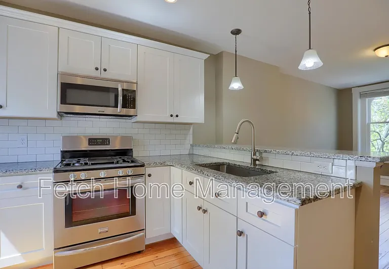 28 E Vine St #2 — Photo 8