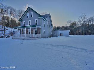 706 Stokes Mill Rd, East Stroudsburg, PA 18301