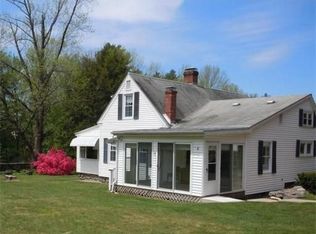 29 Putnam Rd, Sturbridge, MA 01566