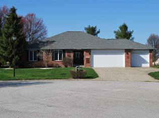 106 Lake Ct, Kokomo, IN