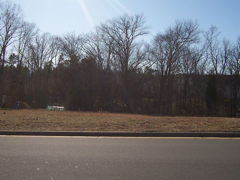 1st image of 6708 Breeze Point Dr