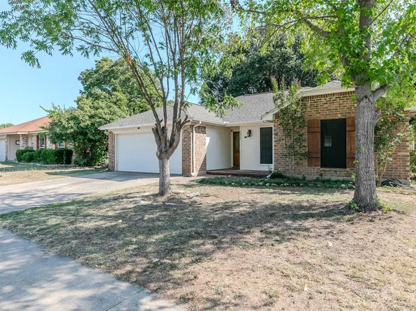 7312 Kary Lynn Dr E, Watauga, TX 76148