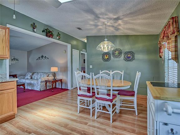 2nd image of 1853 W Schwartz Blvd #8