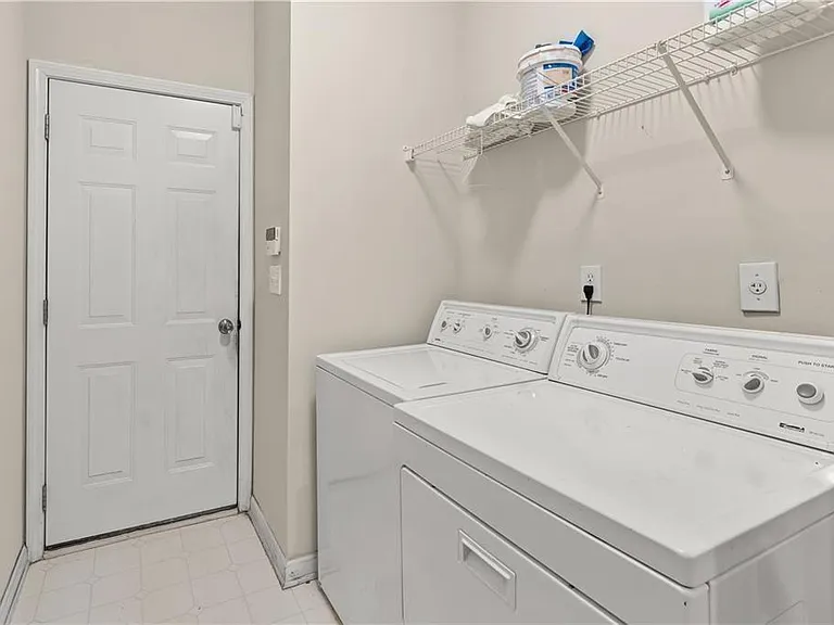4610 Planters Hill Dr — Photo 11