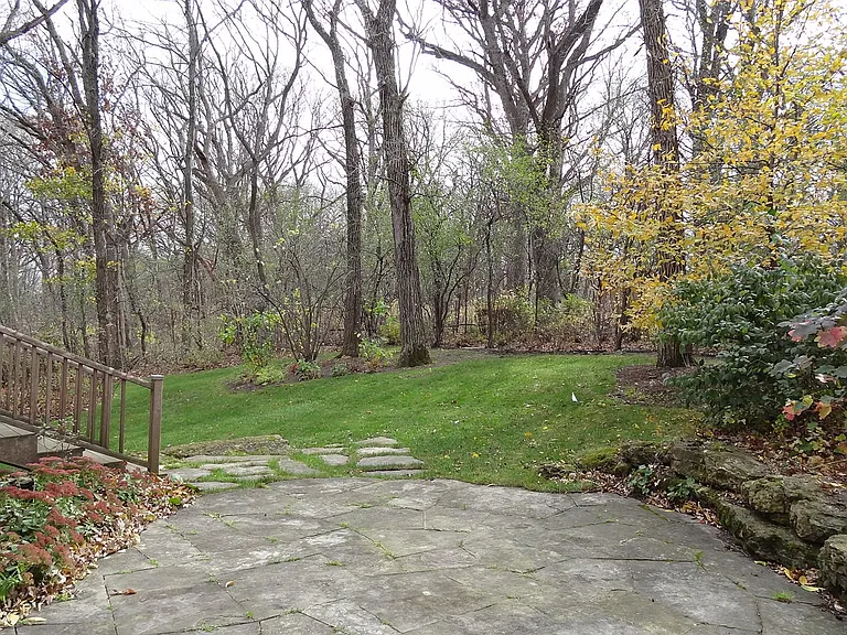426 W Haleys Hill Ct — Photo 29