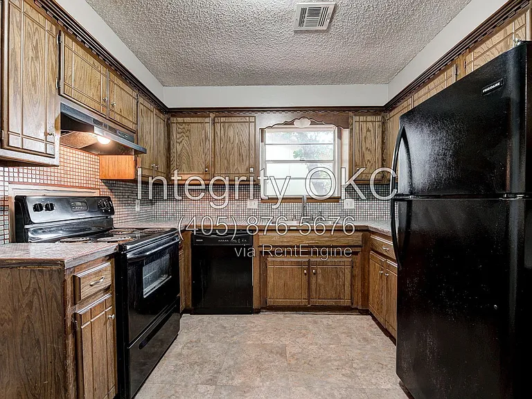 5233 Coble St — Photo 27