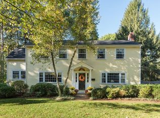 319 Gardner St, Hingham, MA 02043