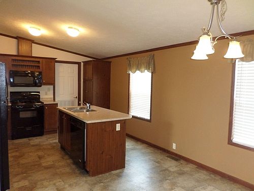 1st image of 3484 Nottingham Dr
