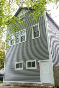 3134 N Leavitt St, Chicago, IL, 60618