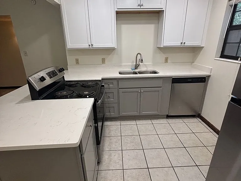 1230 Alachua Ave — Photo 8