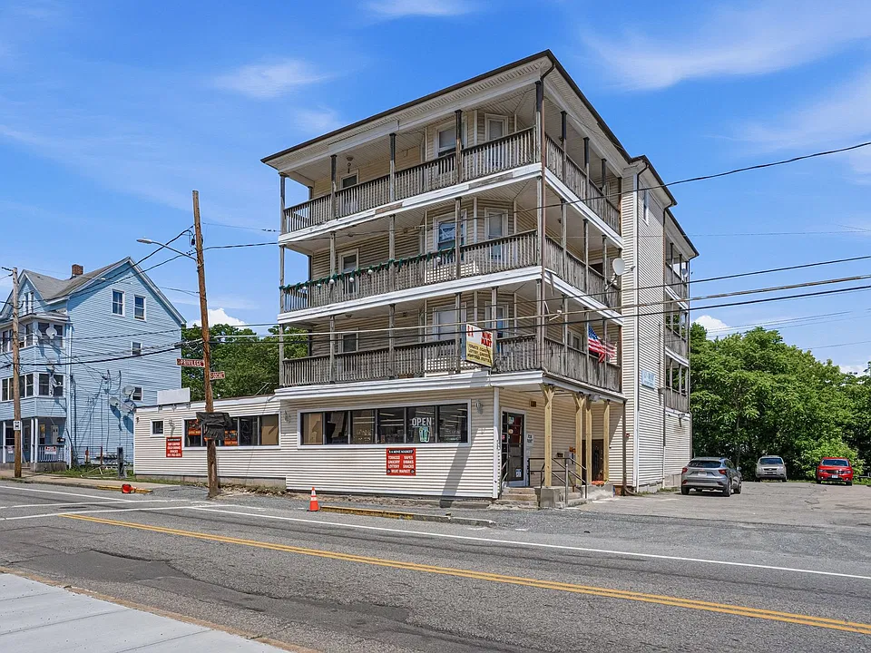 937 Social St #3