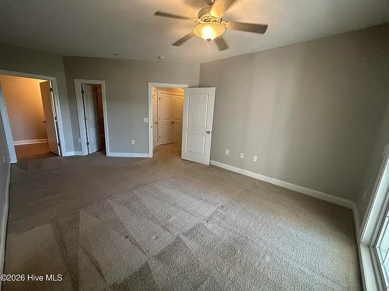 300 Gateway Dr #325 — Photo 12