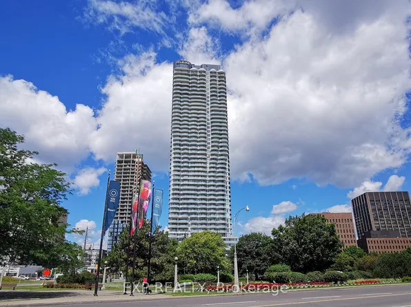 805 Carling Ave, Ottawa, ON
