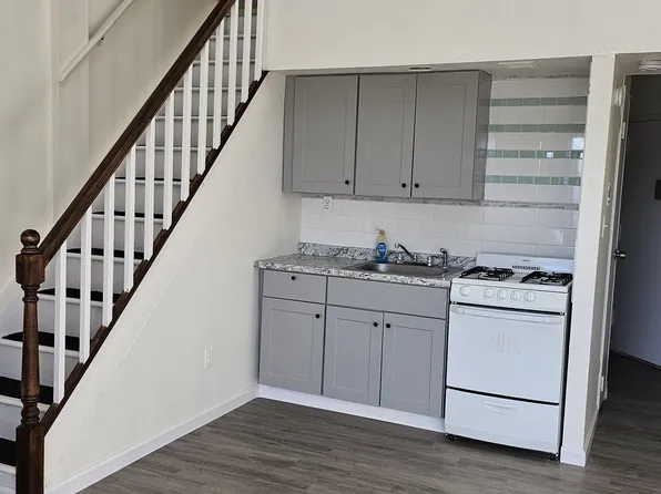 (undisclosed Address), Staten Island, NY 10304