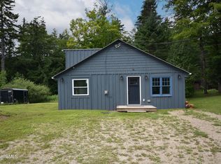 523 Center Rd, Savoy, MA 01256