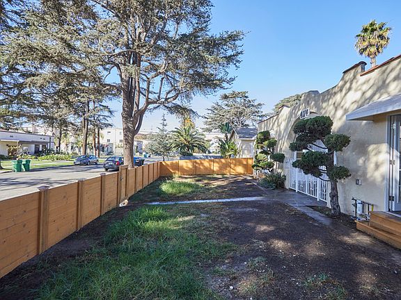 3rd image of 4114 Lafayette Pl
