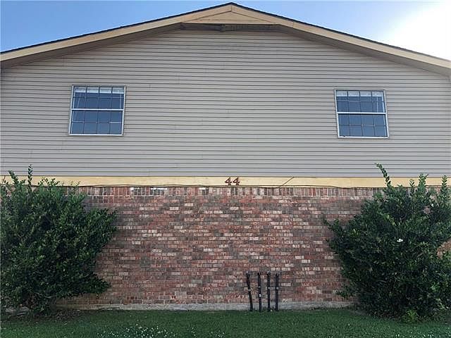 1st image of 44 Brandon Hall Dr APT A