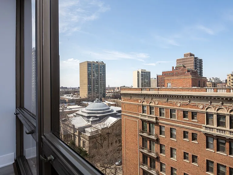 2650 N Lakeview Ave #1003 — Photo 3