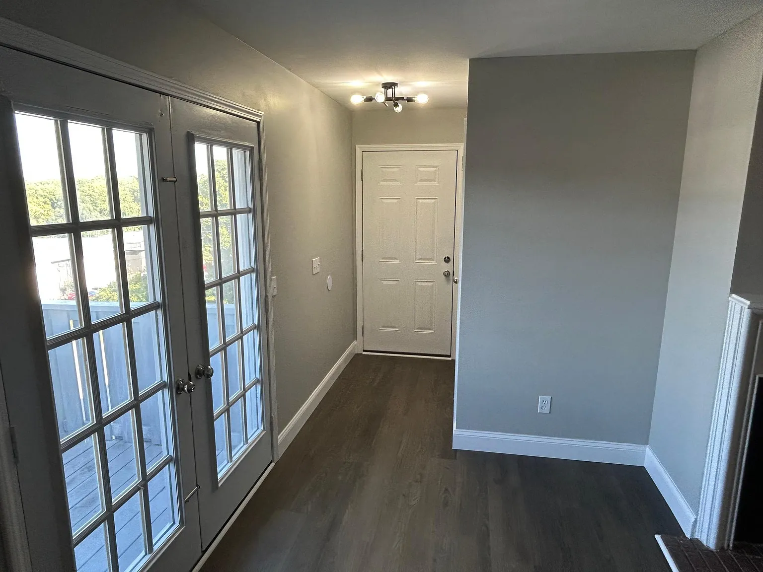 2 bed, 880 sqft, $1,595 — Photo 3