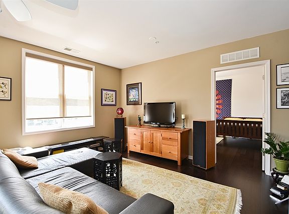 3rd image of 300 Village Cir Unit 504