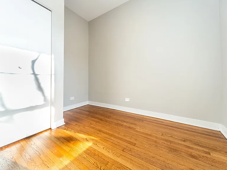1204 Lexington — Photo 23