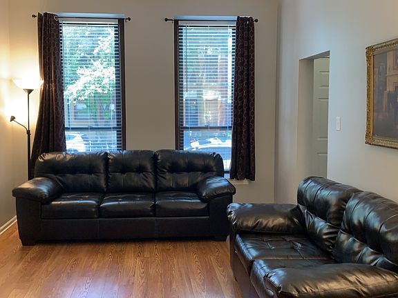 3rd image of 1960 N Bissell St APT 1