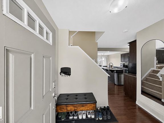 5th image of 124 Keystone Cres