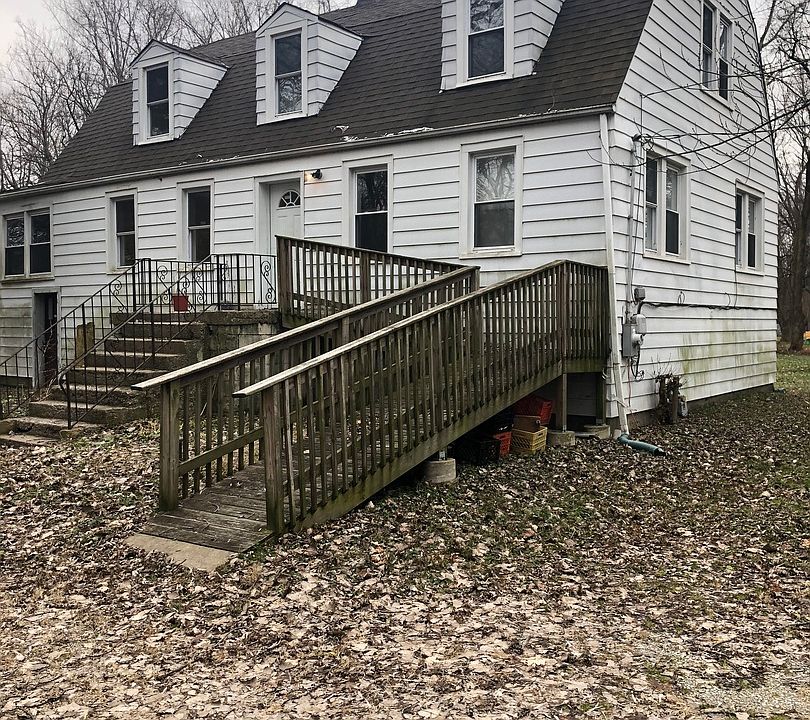 1st image of 15425 Clyde Ave