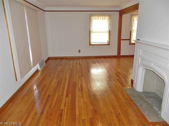 3rd image of 20191 Ardwell Dr