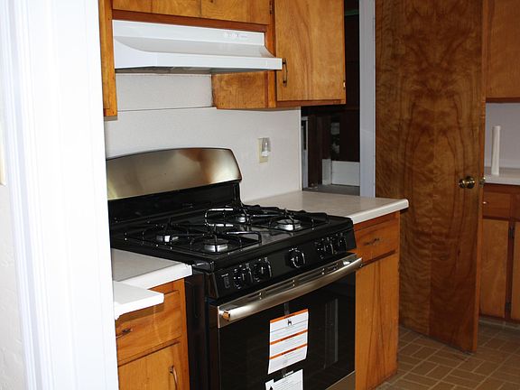 4th image of 313 Hermosa Ave