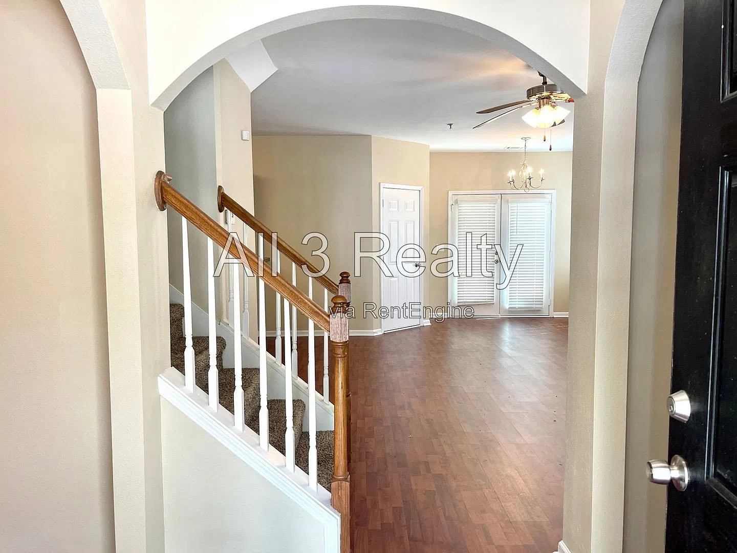 3 bed, 2.5 bath, 1762 sqft, $1,795 — Photo 2
